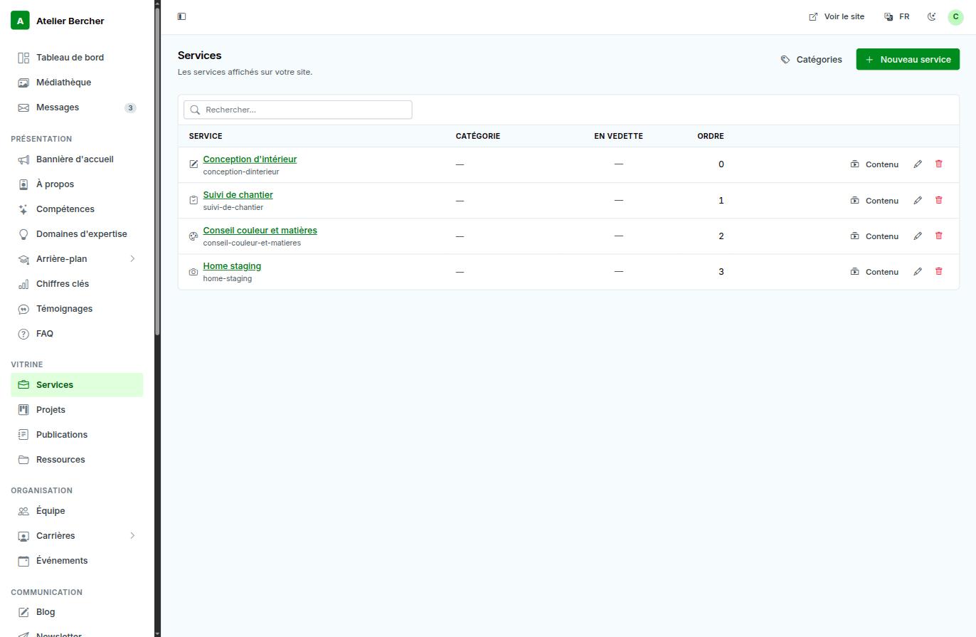 La liste des services : recherche, puis colonnes catégorie, mise en vedette et ordre d'affichage, avec les actions modifier et supprimer.